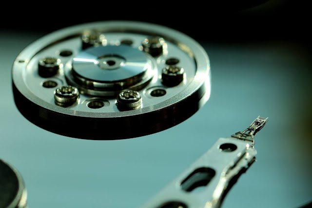 Part VII: Deciding the storage (SSD/HDD)